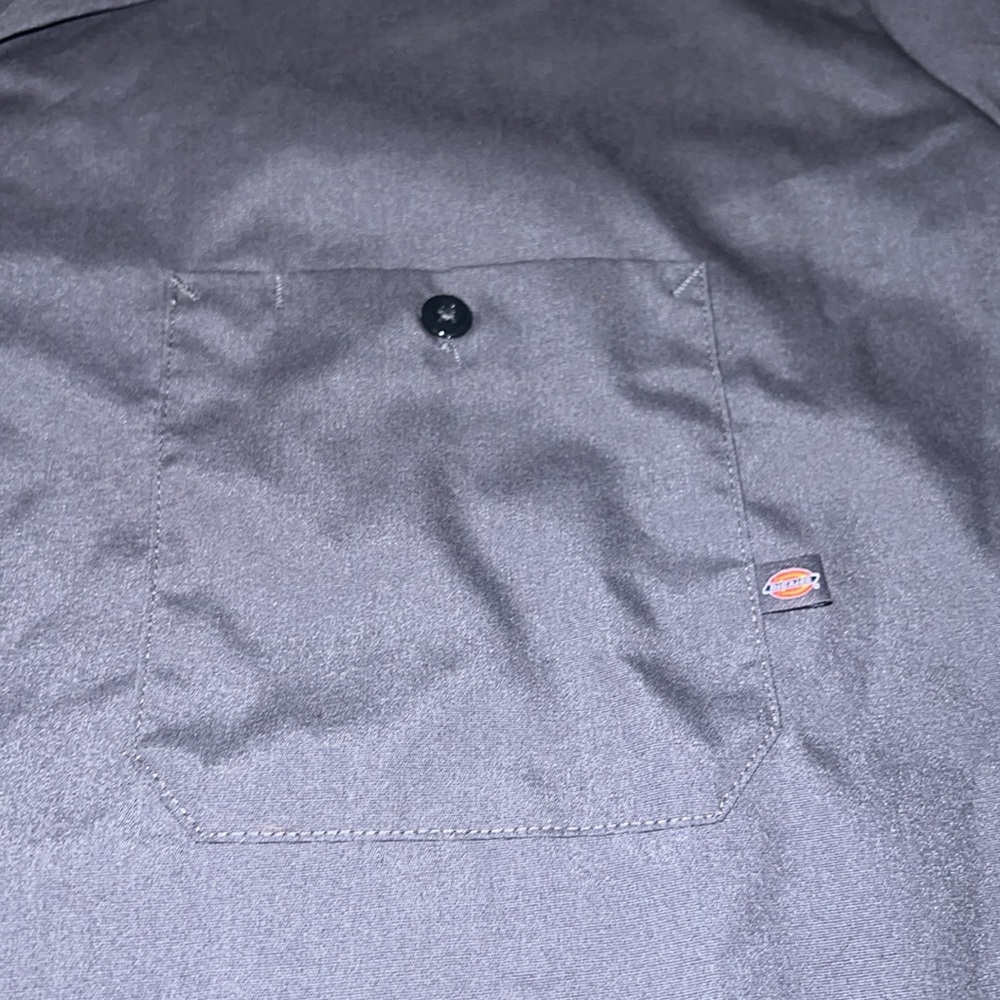 Dickies dark gray short sleeve button down shirt 2XL - Picture 4 of 5